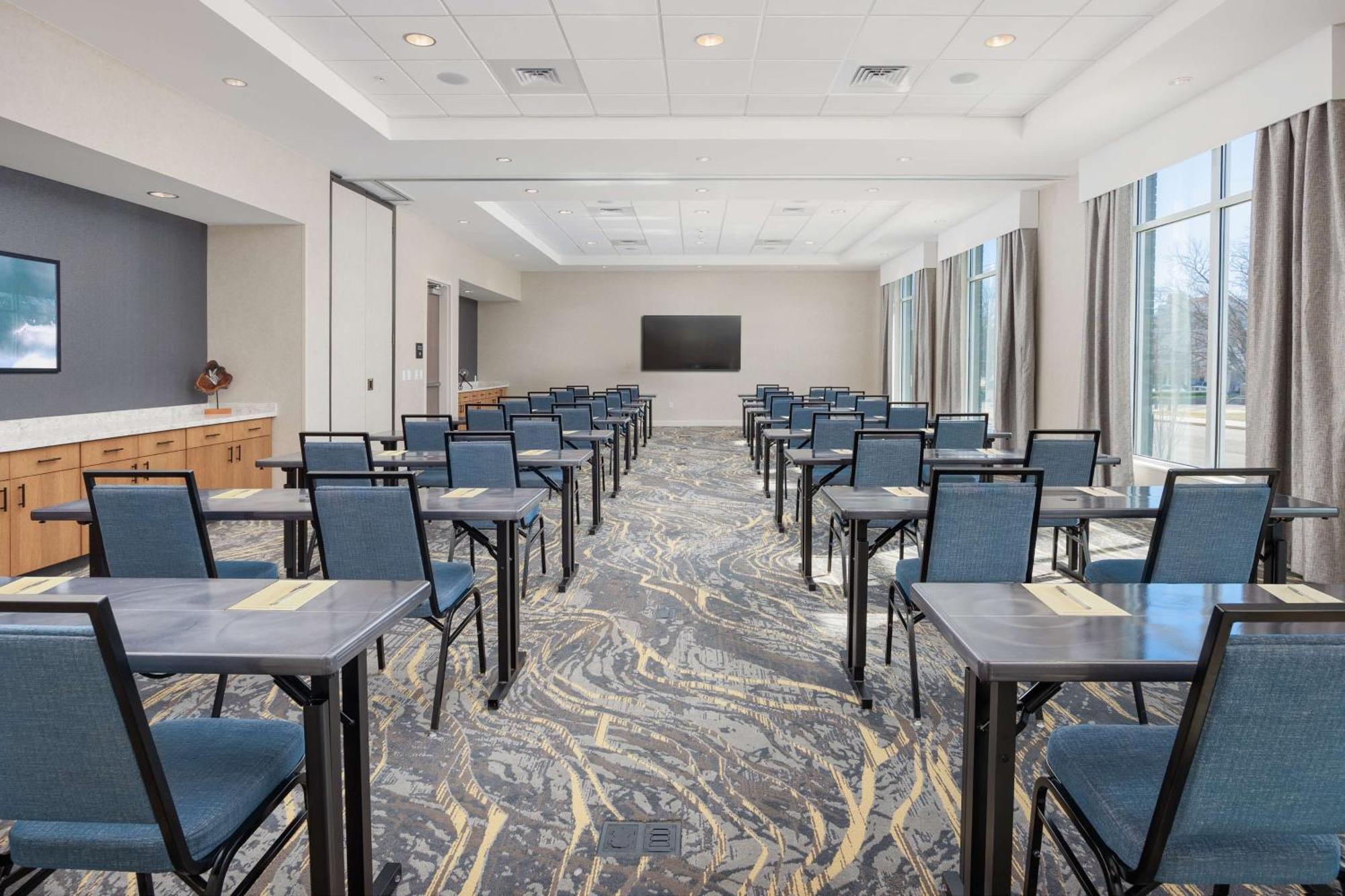 Hampton Inn & Suites Huntsville Downtown, Al Экстерьер фото